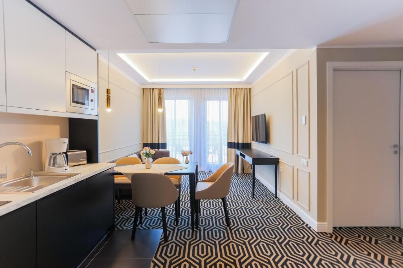 Apartamenty Swinoujscie - Baltic Uzdrowiskowa 36-40 Exteriör bild