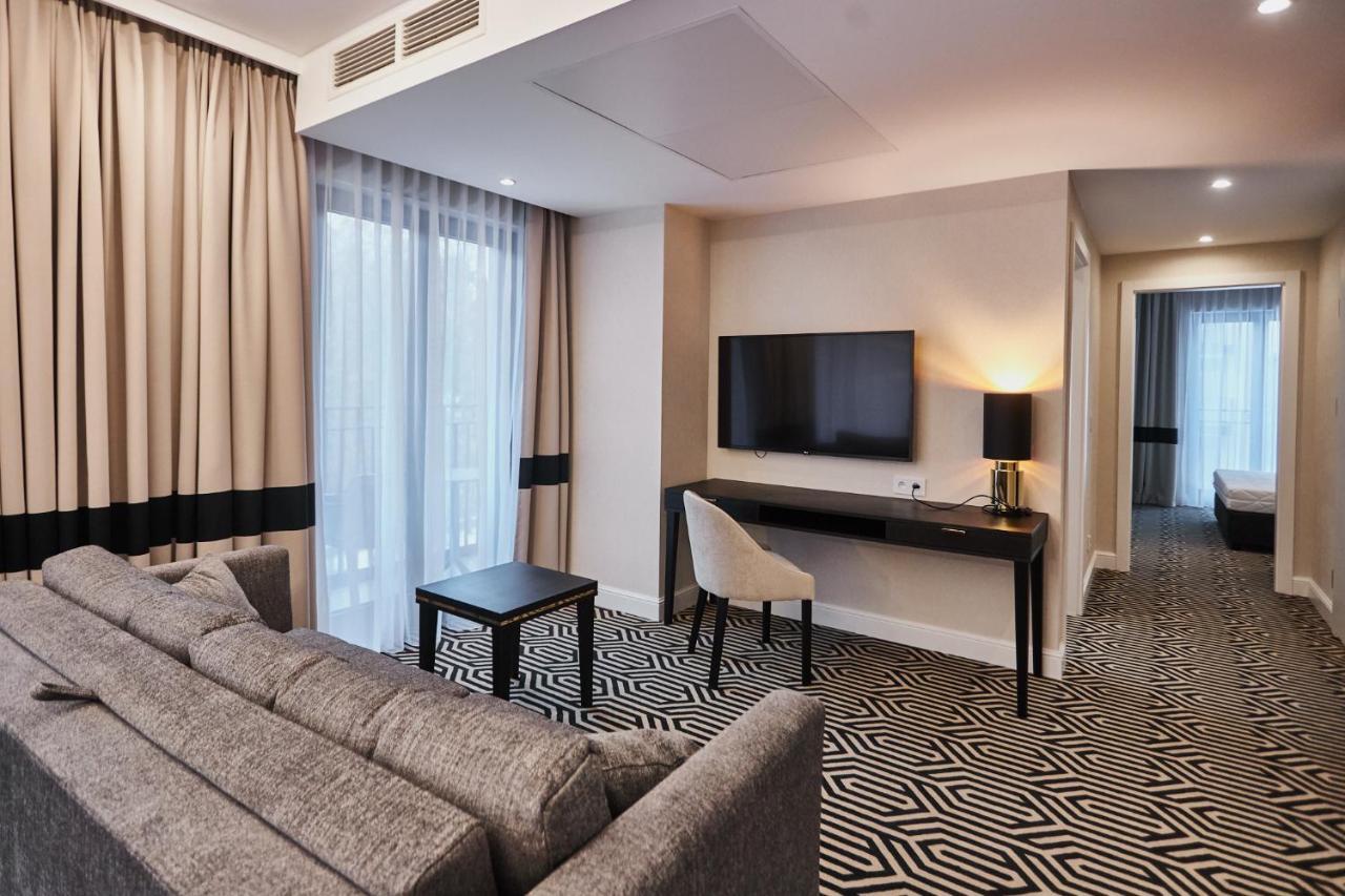Apartamenty Swinoujscie - Baltic Uzdrowiskowa 36-40 Exteriör bild
